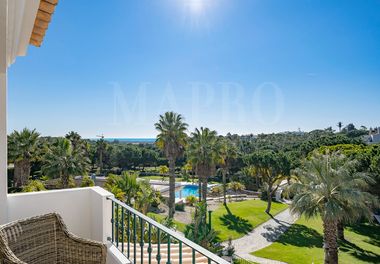 SOLD BY MAPRO - A Townhouse Close to the Beach